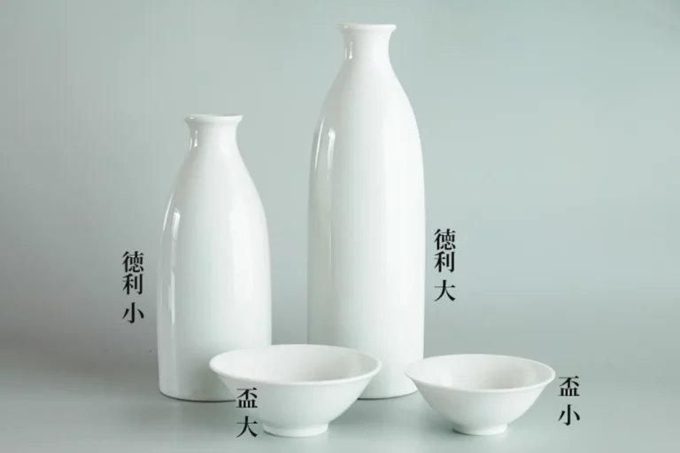 日本料理小知識:德利”とっくり”(Tokkuri)