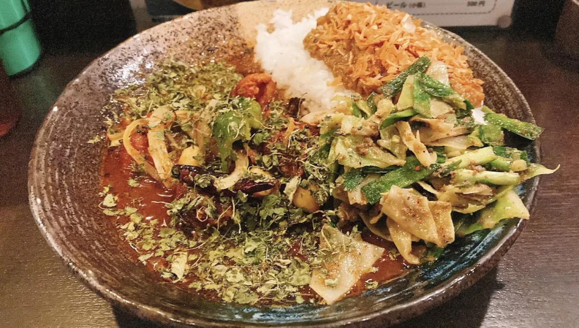 Tokyo Akihabara Curry Restaurant "カレーノトリコ" showcasing the popular double curry dish