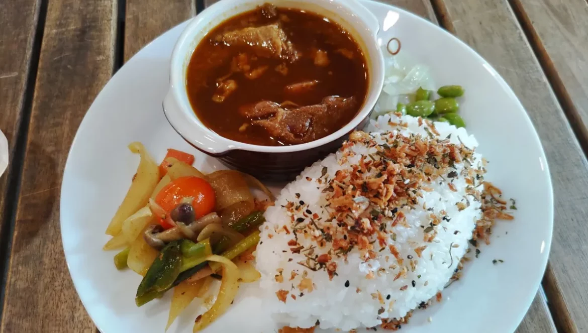 Tokyo Kanda Curry at Curry & Wine Beppin