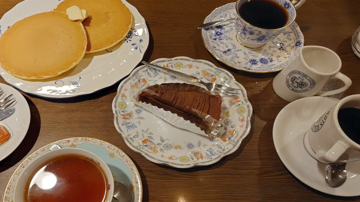 天神橋筋商店街的昭和風純喫茶「珈琲院 豆香」